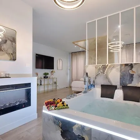 Welcome To Dubai / Jacuzzi Ivry-sur-Seine Buitenkant foto